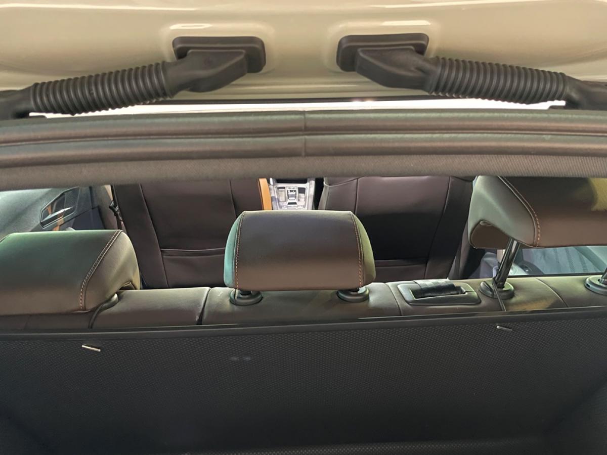 Cupra Formentor, die Rückwand wird geschützt zuverlässig und dauerhaft